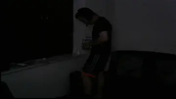 rozjebał figurkę i fotel + plecy XDDDD