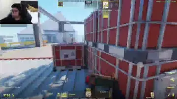 MOLOTOV A LA BOMBA