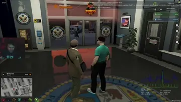 AQUI POSTULANDOME DE HITMAN
