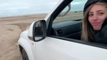 😂