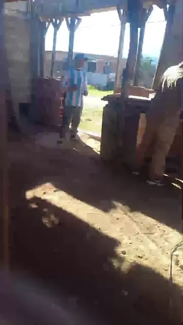 casi se arma la escaramuza