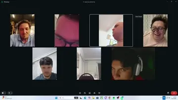 8x4