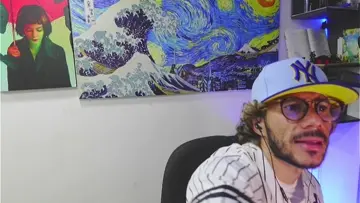Podrias salir hacia atras?