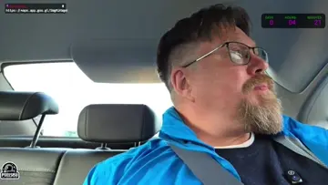tömähti