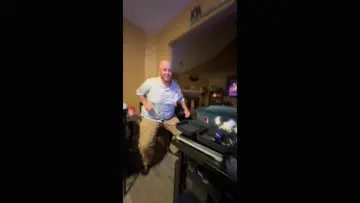 Throw that ass in a circle!