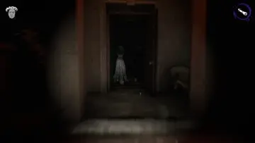 DEVOUR KADIN BENİ İZLİYOR