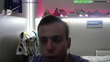 Burak ekonominin iyi olduğunu göstermeye çalışıyor
