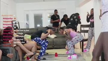 head shoulders knees cup😂😂😂!