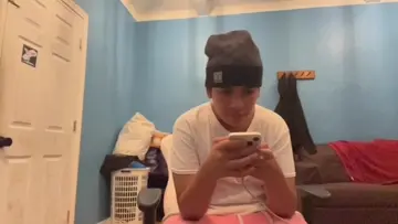wat r u doinggg
