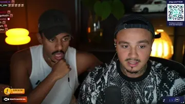 Os cara assistindo incesto na em overflow? kkk