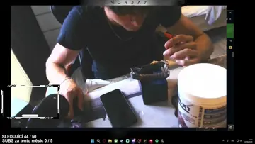 Nový hodinky opravovat rambo nožem ? 