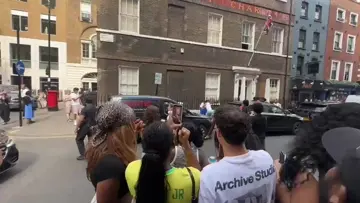 fight breaks out at Latto’s London Pop Up!! 