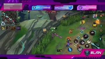 Riot: es genial jugar con amigos//Mi compa**