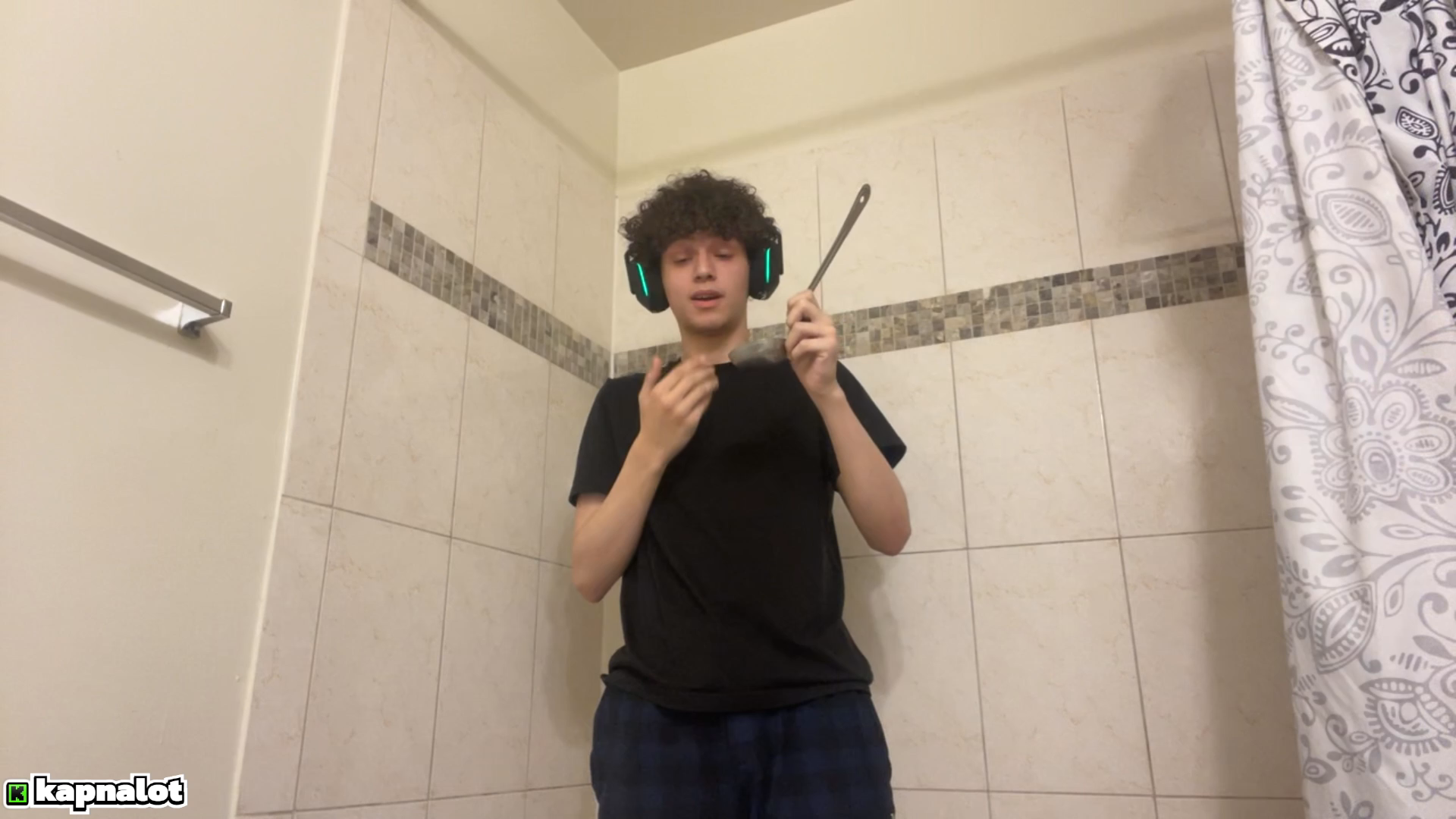 lil bro calling for his mommy