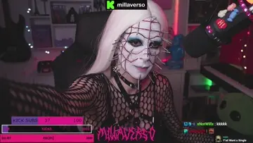 PTBRENG - CaRnAvRaW - O canaval de uma r | Clip