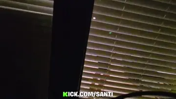 move shit let me in
