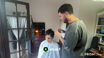 me robo la rueda del auto