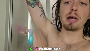 LMFAOOOO TONY BEING RISKY