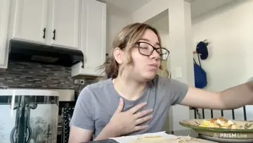 IRL - Lo que Yeimy hace un Sabado antes  | Clip