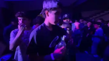 DANDO SHOTS A TODOS ALV