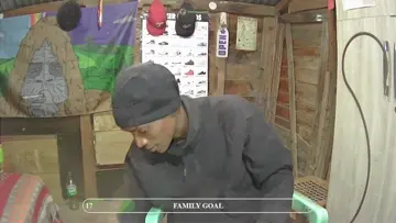 😂