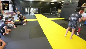 Good Wrestling exchange, Shot off underhook/ peek