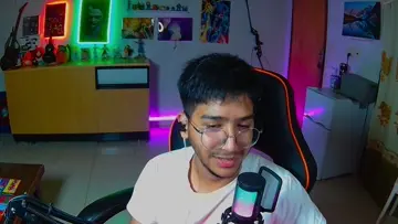 Karol G en Warzone? 100% real no fake
