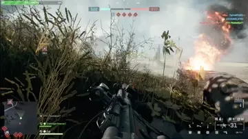 Attention derrière...
