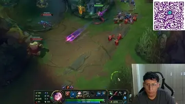 ahsta parece que sabe jugar