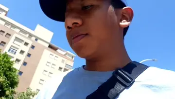 caminando y charlando
