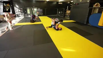 Rudy Throwing That Thang