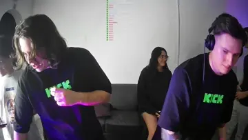 Simplemente Andrés es demasiado buen dj