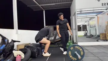 SI