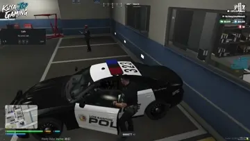 pulis brutality with selfie
