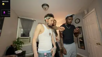 😭😭