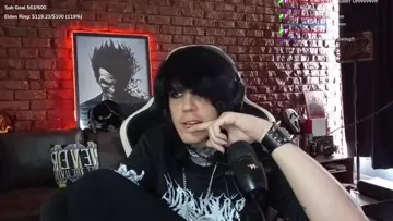 THE EMOS ARE DATING
