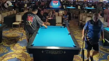Scared to look, 8 ball-redo (Luis)