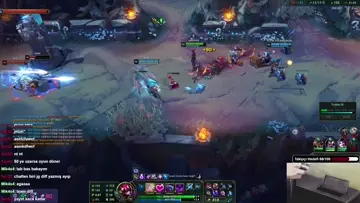 NOLUR DA ULTİ ATABİLİYİM YA