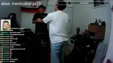Solta despacio el embrague que tironea sino!