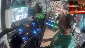 addicted to playing with music 