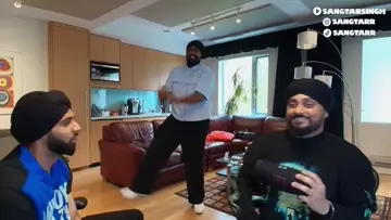 Ikky and Sangtarr doing bhangra together