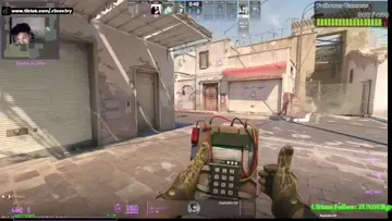 Figura en la pared CS2JAjaja