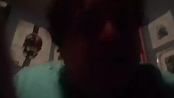 clyde beats chat tf up