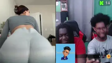 Backshots to the chair 😂😂😂