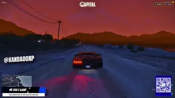 policial atirando na fuga