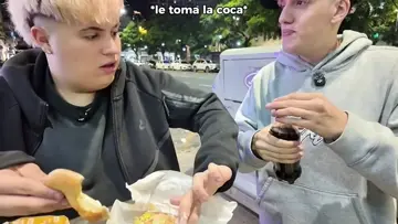 gente jugamos y charlamos y reacc | Clip