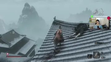 Le abren la boca a coyote ninja