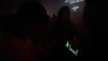 unos rascao hace cosas