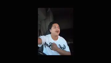 happydadtrucking sings to his wife 🥰 