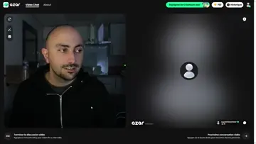 3 cheveux coming out